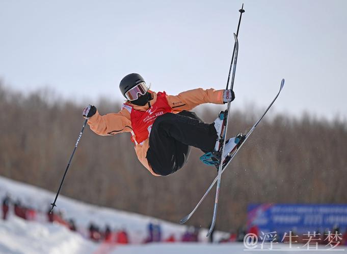 四位中国选手晋级女子自由式滑雪U型场地技巧赛决赛 四位中国选手晋级女子自由式滑雪U型场地技巧赛决赛