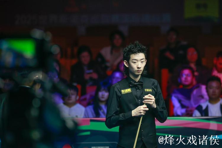 斯诺克国际锦标赛：吴宜泽10-6战胜希金斯夺冠