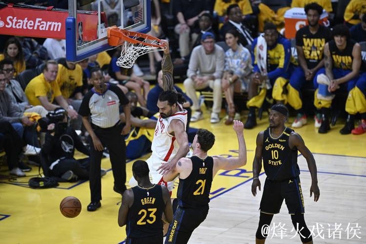 火箭狂胜快船跃居西部第三 雷霆轻松击败太阳豪取3连胜